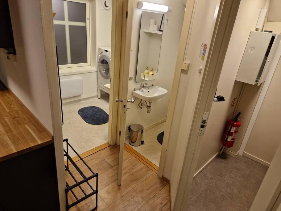 Apartment Next To The Bridge Tromso Exterior photo